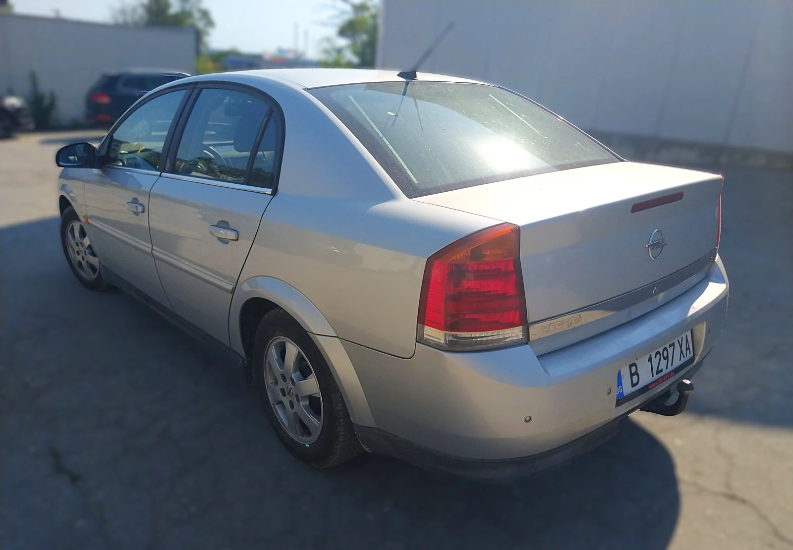 Opel Vectra 2.2i 147 автоматик кожа - изображение 3