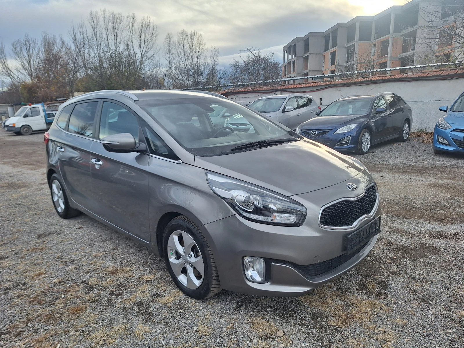 Kia Carens 1.7 CRDI - 136 к.с. - NAVI - изображение 2