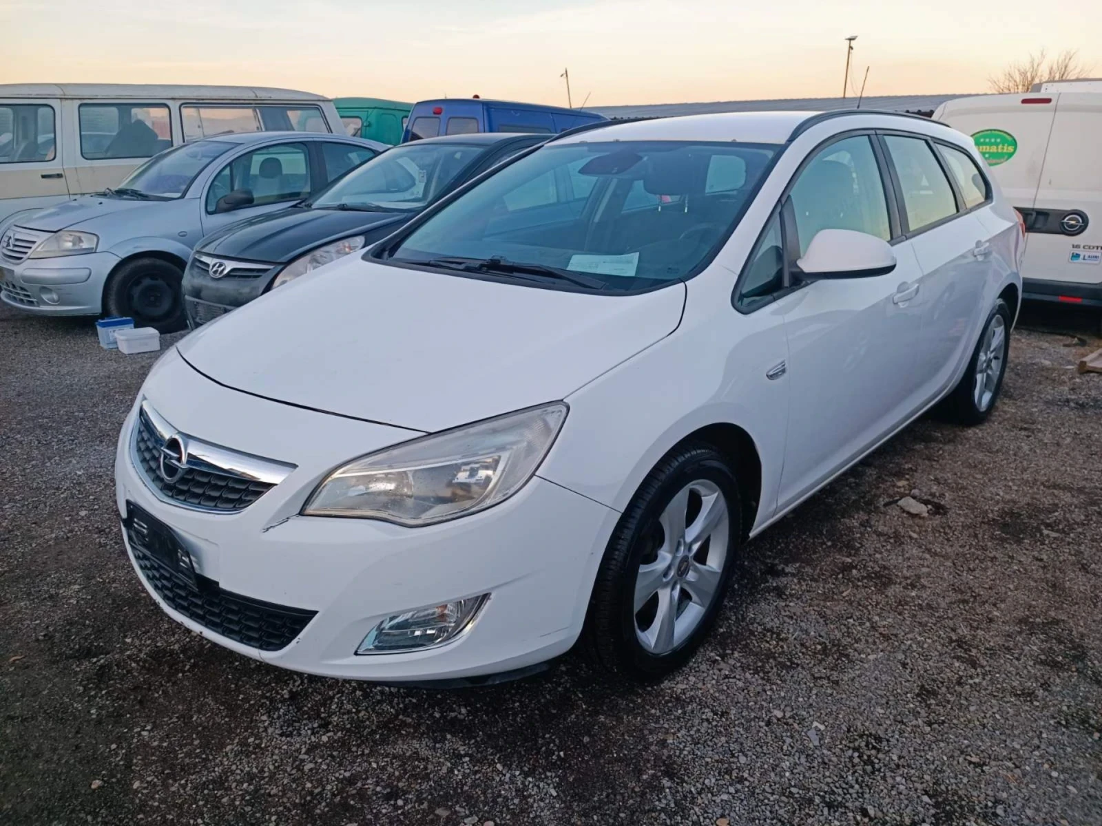 Opel Astra 1.7cdti 6speed - изображение 3