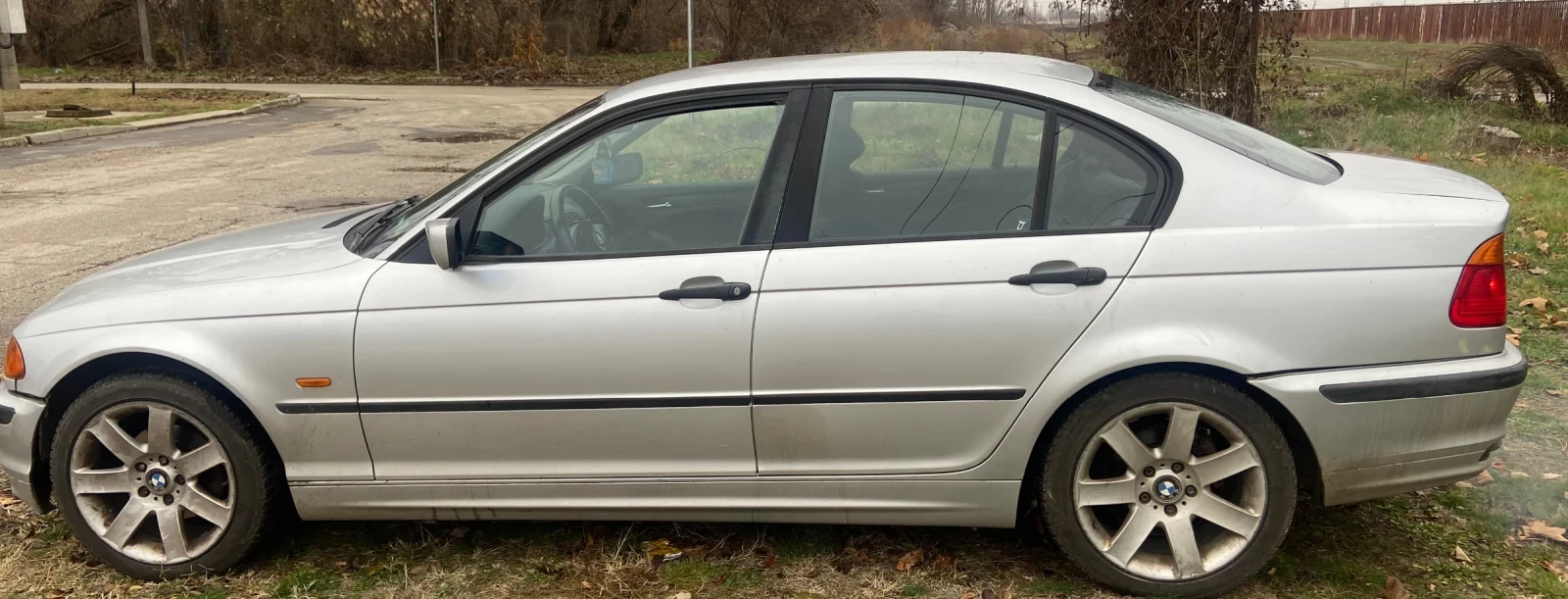 BMW 320  - изображение 5
