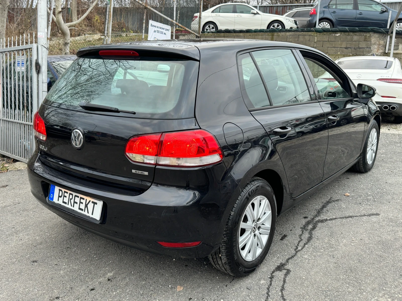 VW Golf 1.6 BiFuel* Unikat - изображение 3