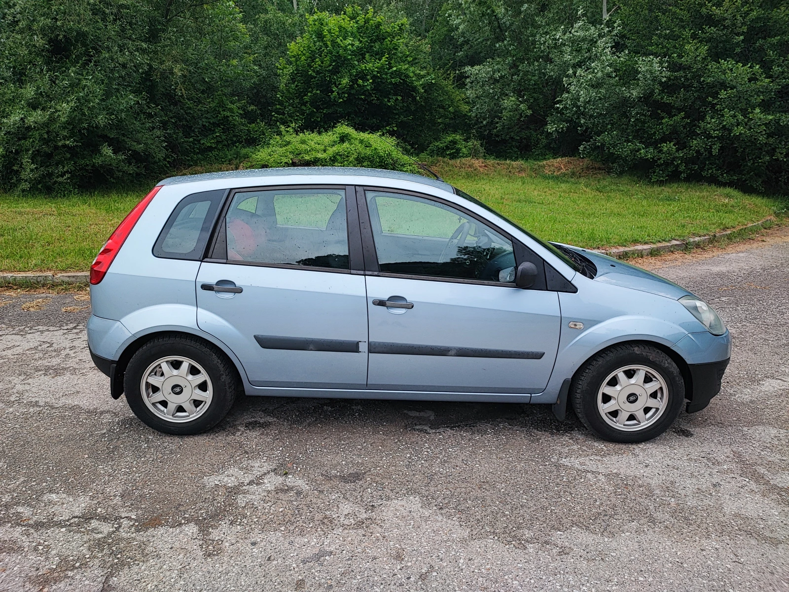 Ford Fiesta  - изображение 7