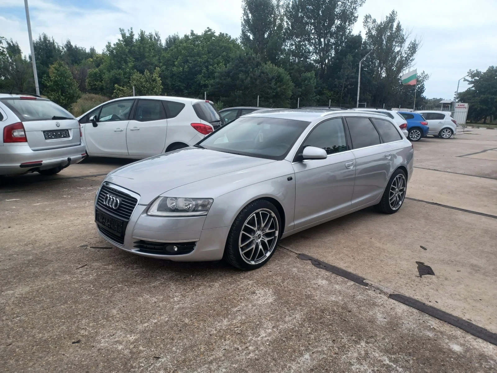 Audi A6 2.0TDi 6ск. - изображение 2