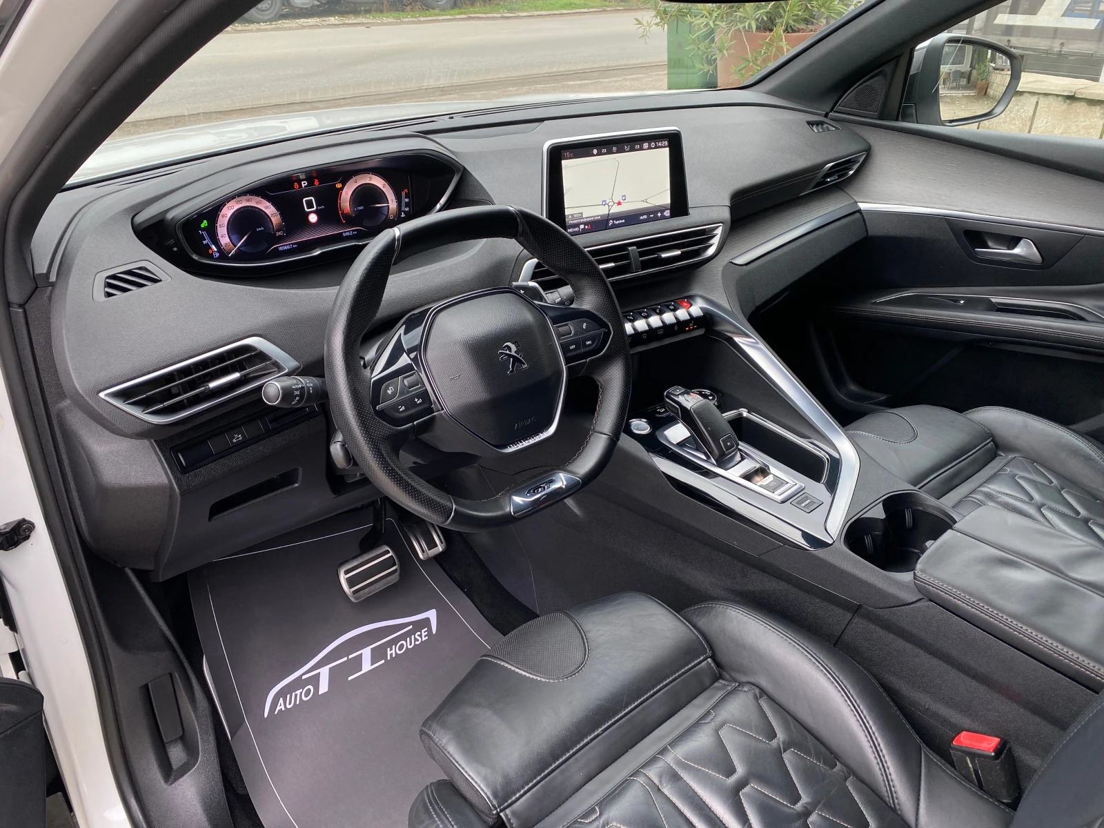 Peugeot 3008 GT-Line* Pano* KeyGO* Massage* Full*  - изображение 8