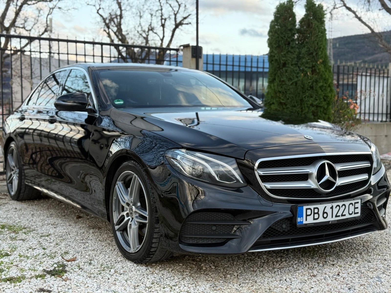 Mercedes-Benz E 220 AMG/Digital/Germany - изображение 3