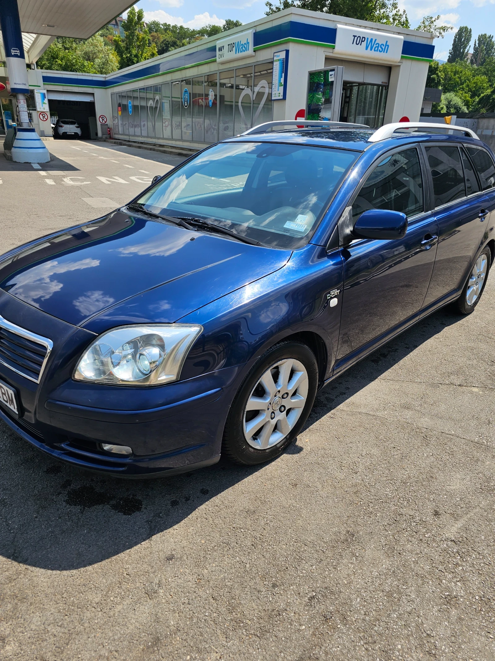 Toyota Avensis 2.2 d-cat 177 - изображение 2