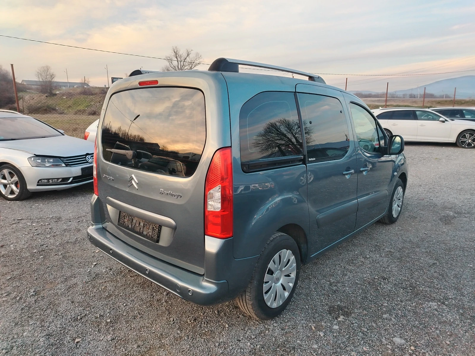 Citroen Berlingo 1.6 HDI ПАНОРАМА - изображение 6