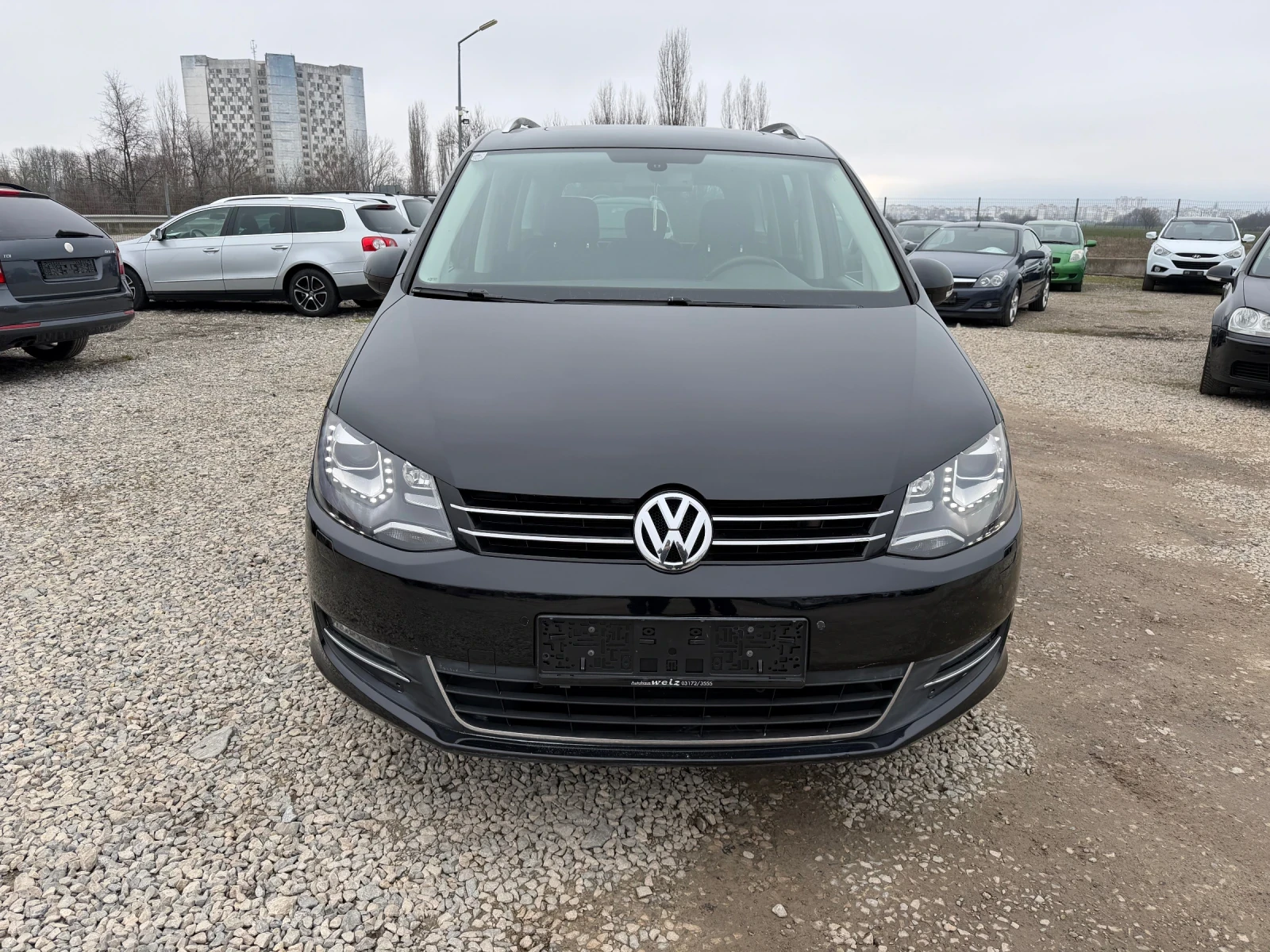 VW Sharan 2.0TDI-140PS-HIGHLINE-АВТОМАТ - изображение 2