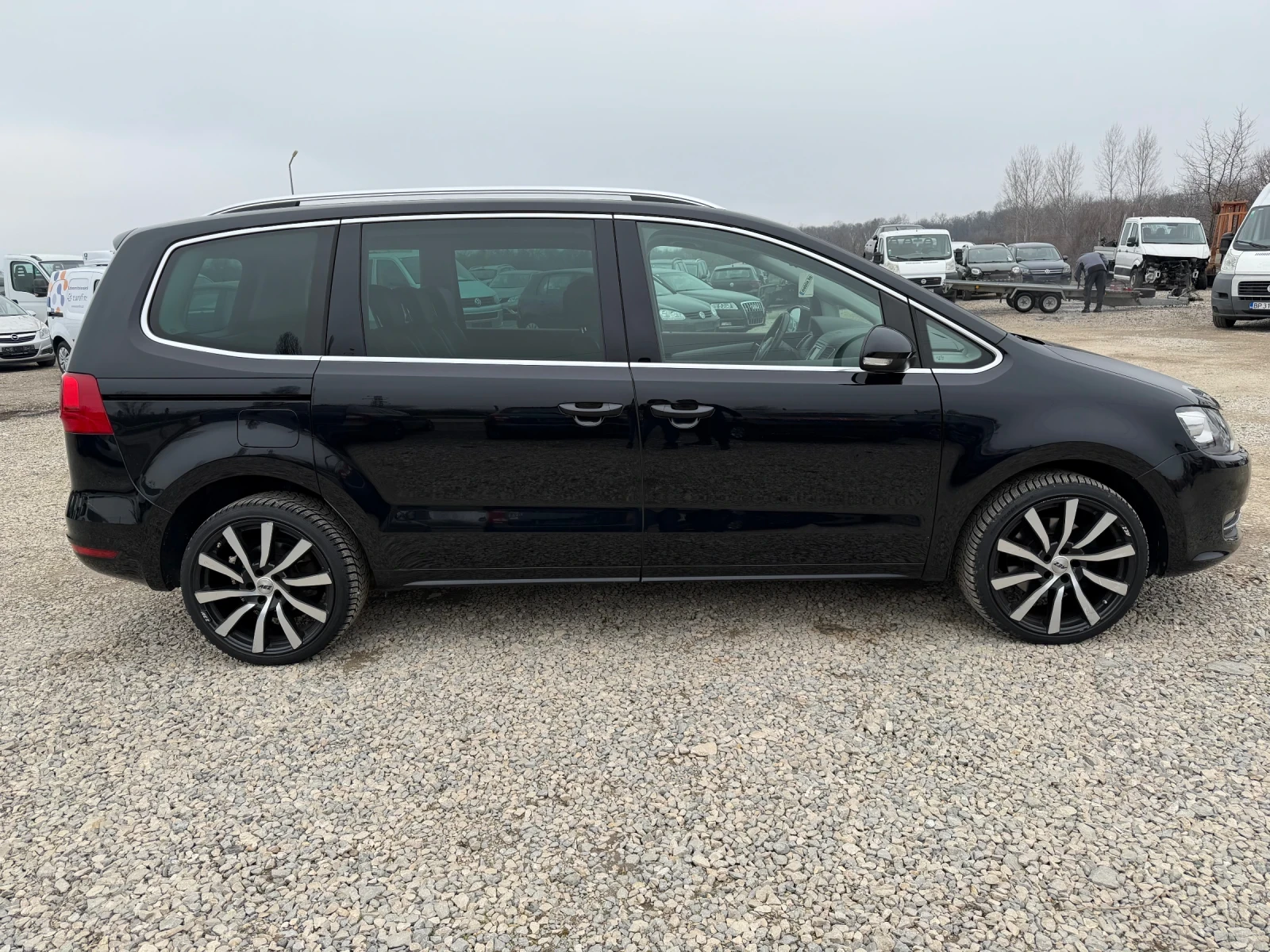 VW Sharan 2.0TDI-140PS-HIGHLINE-АВТОМАТ - изображение 4