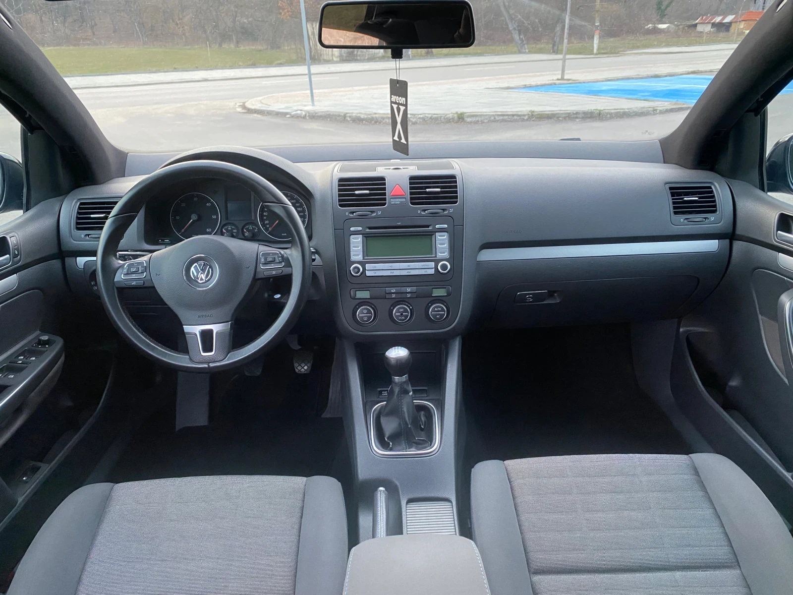 VW Golf, снимка 10 - Автомобили и джипове - 53863023