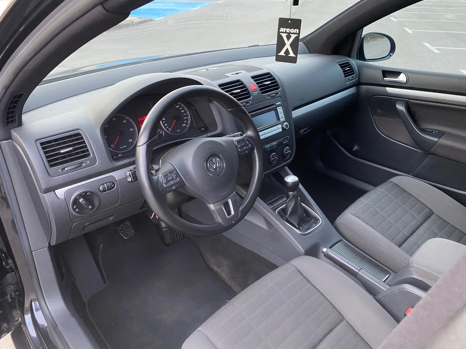 VW Golf, снимка 9 - Автомобили и джипове - 53863023