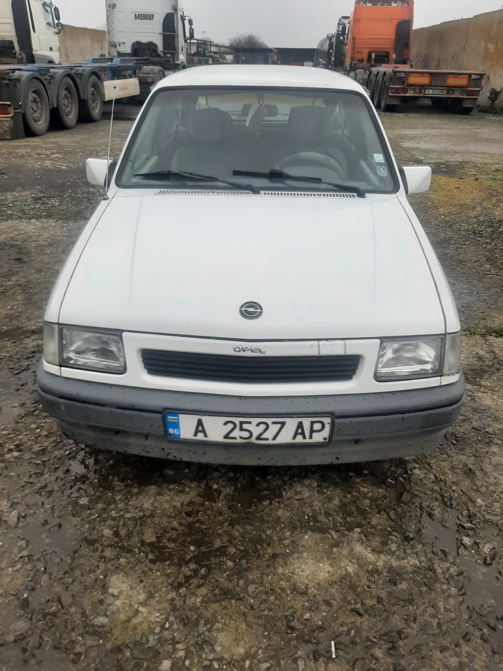 Opel Corsa 1, 2