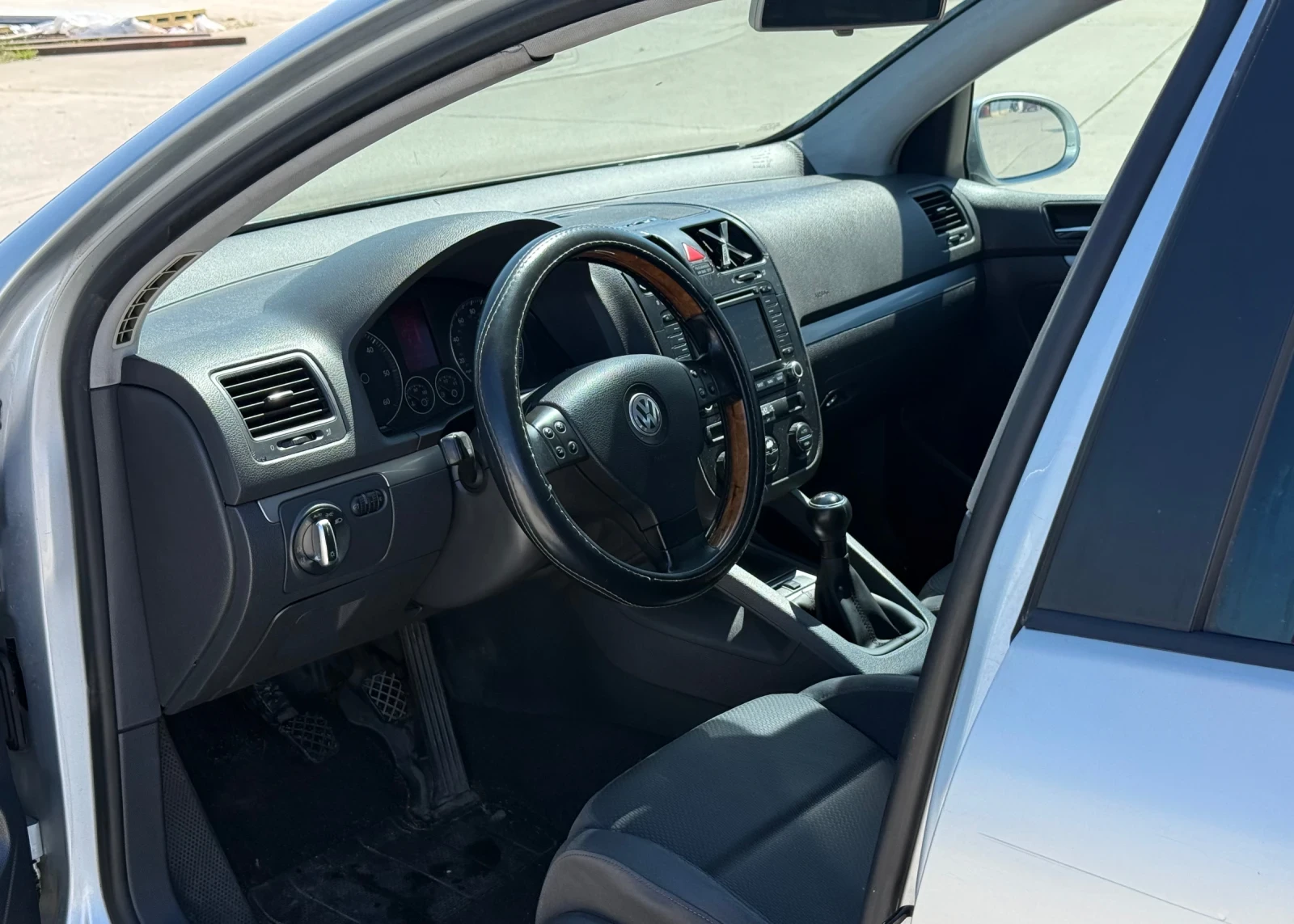 VW Golf, снимка 9 - Автомобили и джипове - 54387559