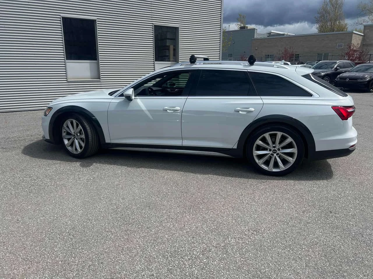 Audi A6 Allroad Technik  CARFAX, снимка 2 - Автомобили и джипове - 54400517
