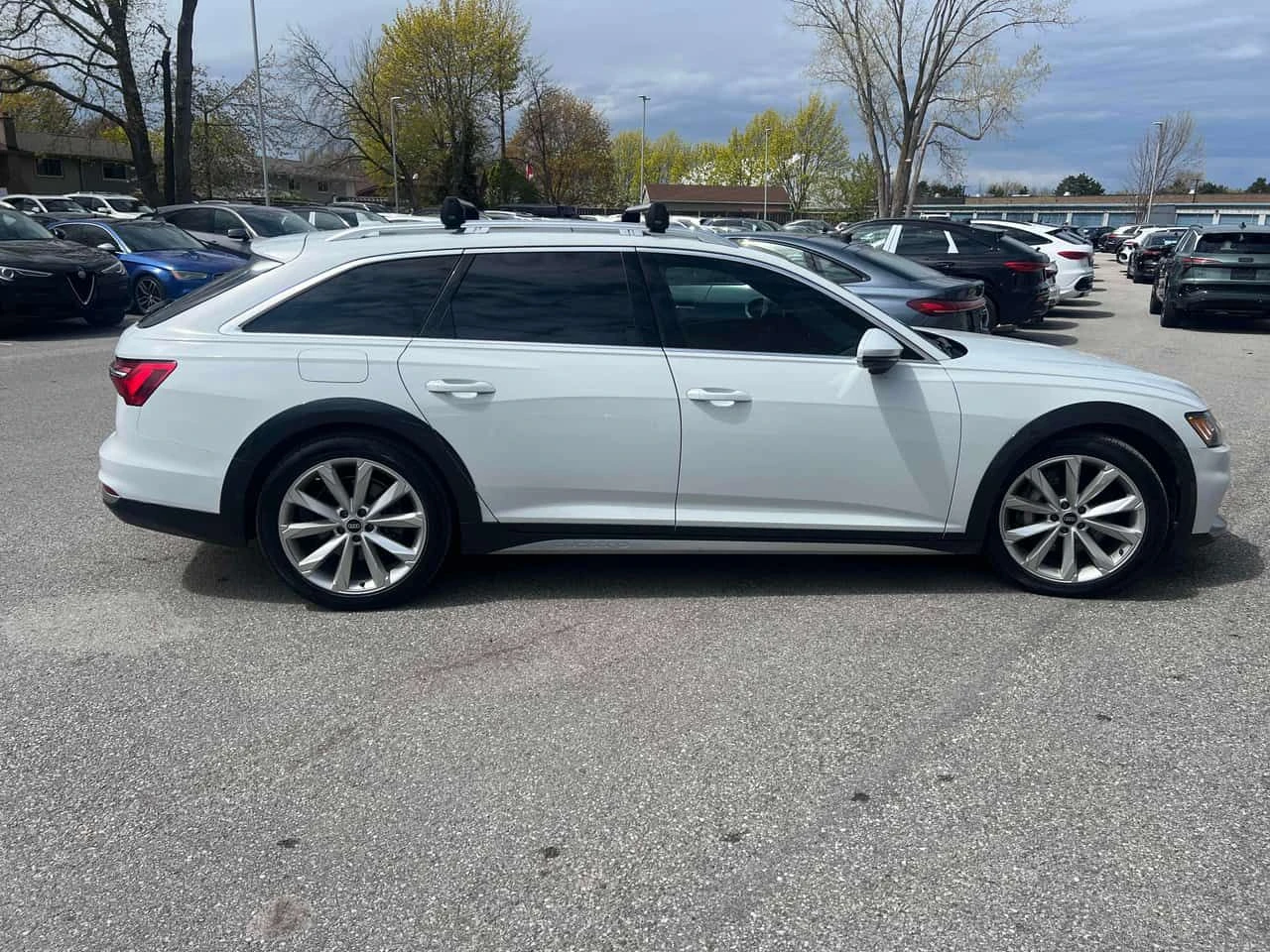 Audi A6 Allroad Technik  CARFAX, снимка 3 - Автомобили и джипове - 54400517
