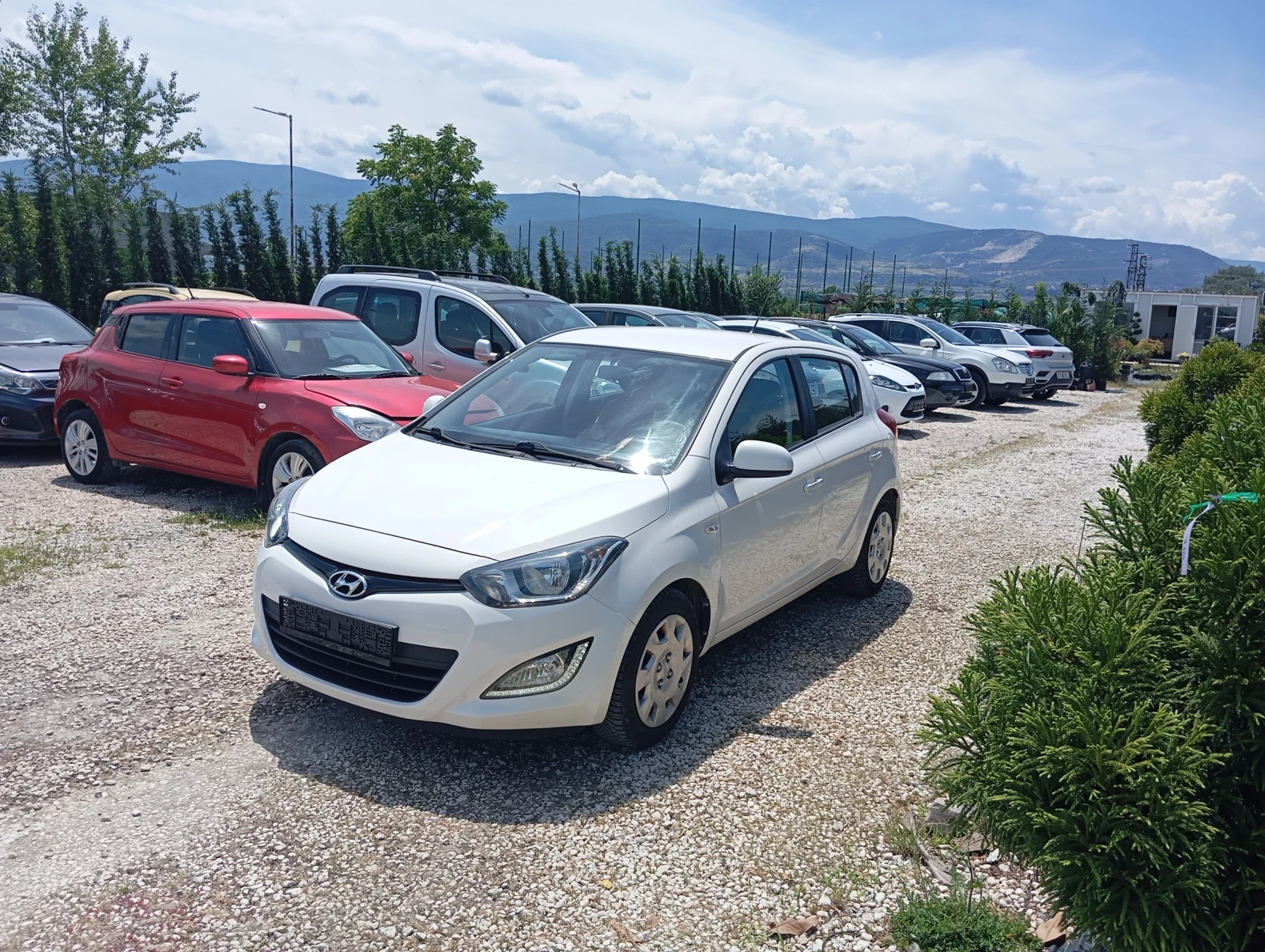 Hyundai I20 Газ- Бензин , снимка 8 - Автомобили и джипове - 54939062