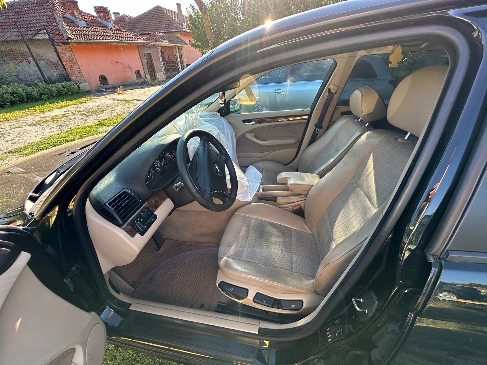 BMW 318 Touring, снимка 10 - Автомобили и джипове - 55157445