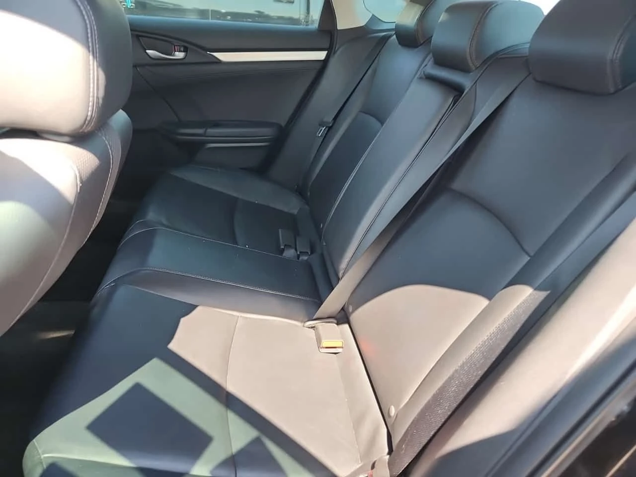 Honda Civic TOURING/CARFAX/Ленти/ШИБЕДАХ/Подгрев, снимка 12 - Автомобили и джипове - 55570015