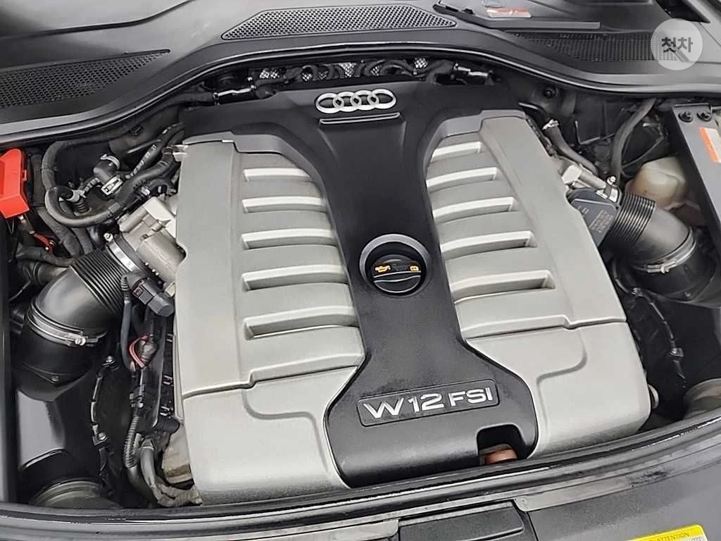 Audi A8 W12 LWB * FIRST CLASS* * КРАЙНА ЦЕНА* FULL, снимка 5 - Автомобили и джипове - 55896902