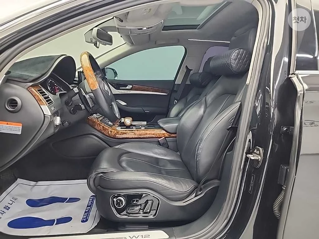 Audi A8 W12 LWB * FIRST CLASS* * КРАЙНА ЦЕНА* FULL, снимка 6 - Автомобили и джипове - 55896902