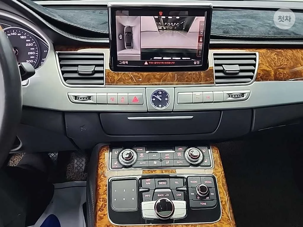 Audi A8 W12 LWB * FIRST CLASS* * КРАЙНА ЦЕНА* FULL, снимка 11 - Автомобили и джипове - 55896902