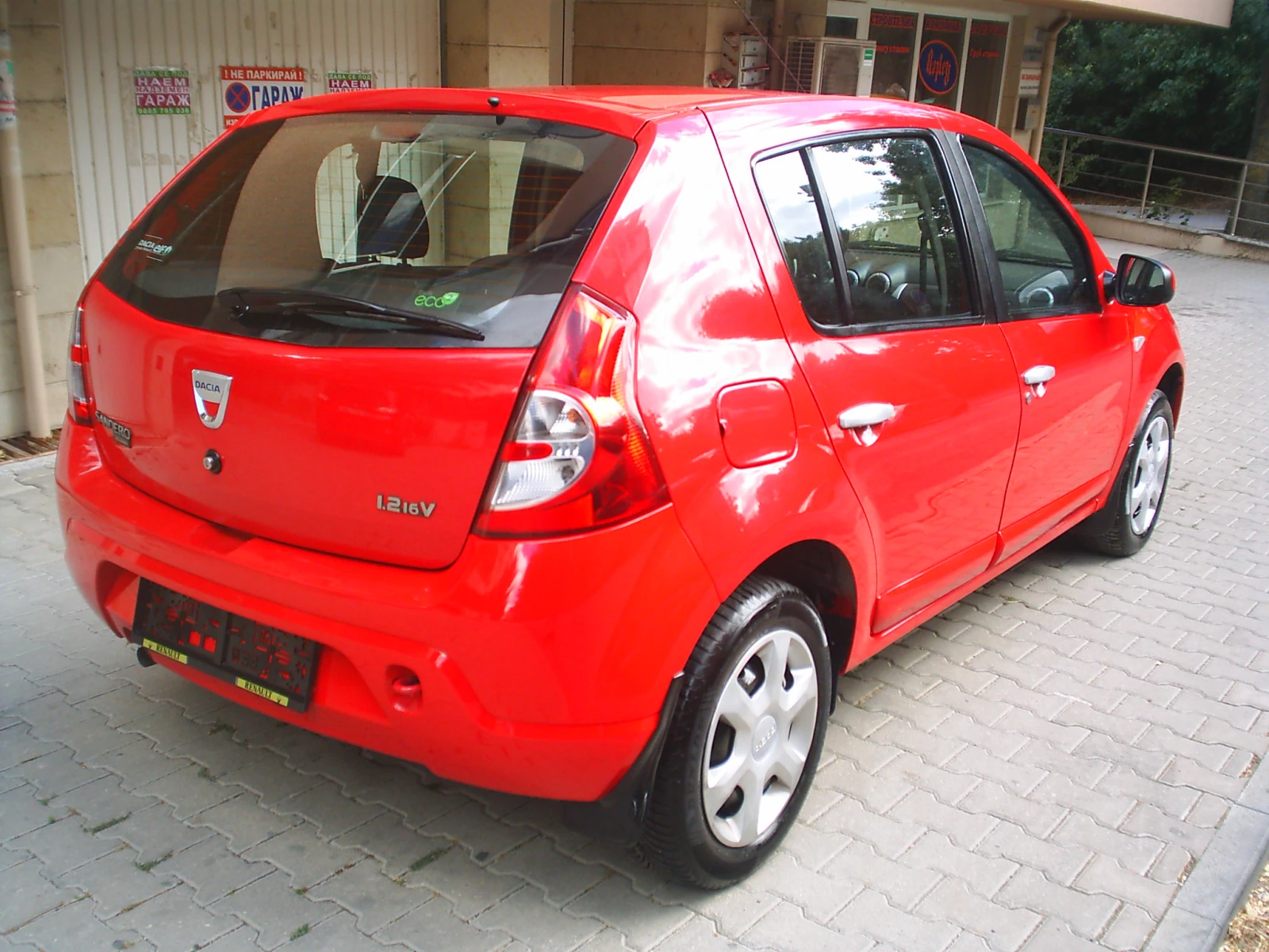 Dacia Sandero 1.2 16V 75k.c., снимка 4 - Автомобили и джипове - 56182356