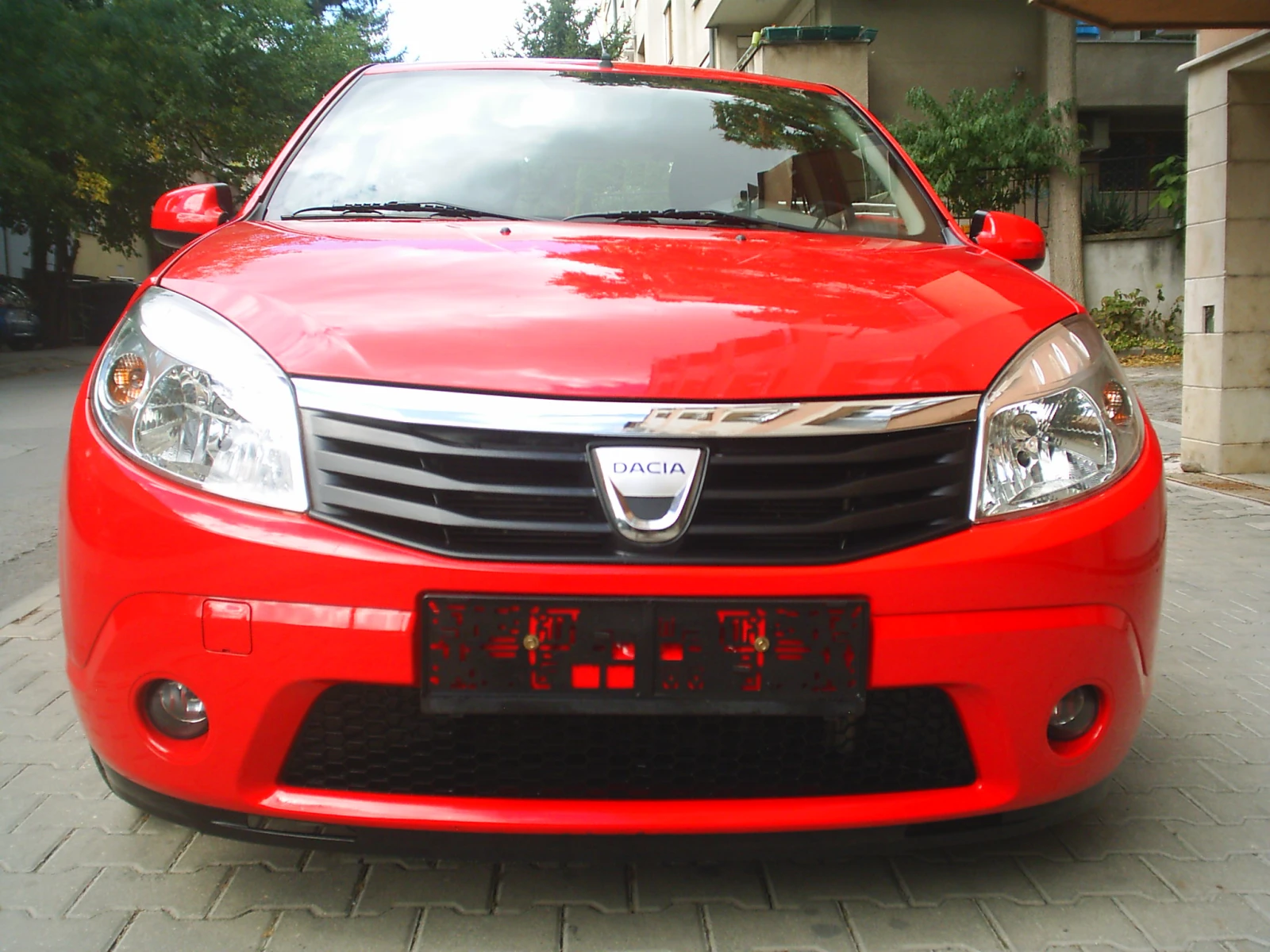 Dacia Sandero 1.2 16V 75k.c., снимка 15 - Автомобили и джипове - 56182356