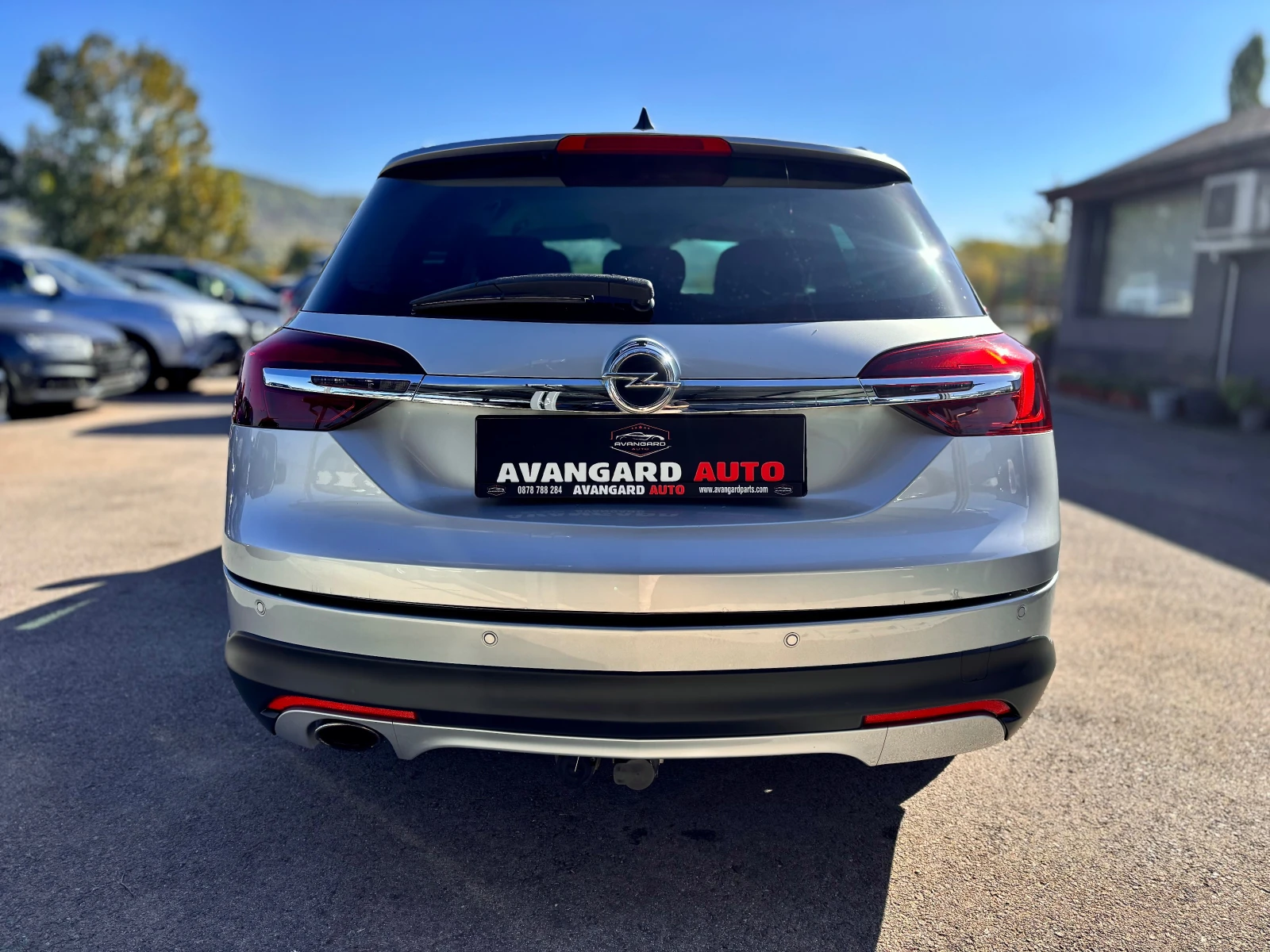 Opel Insignia Sports Tourer, снимка 8 - Автомобили и джипове - 56597464