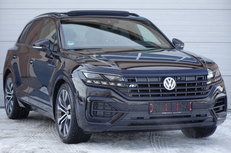 VW Touareg R-LINE* IQ HD MATRIX LIGHTS* NIGHT VISION* MAX FUL, снимка 1 - Автомобили и джипове - 48756885