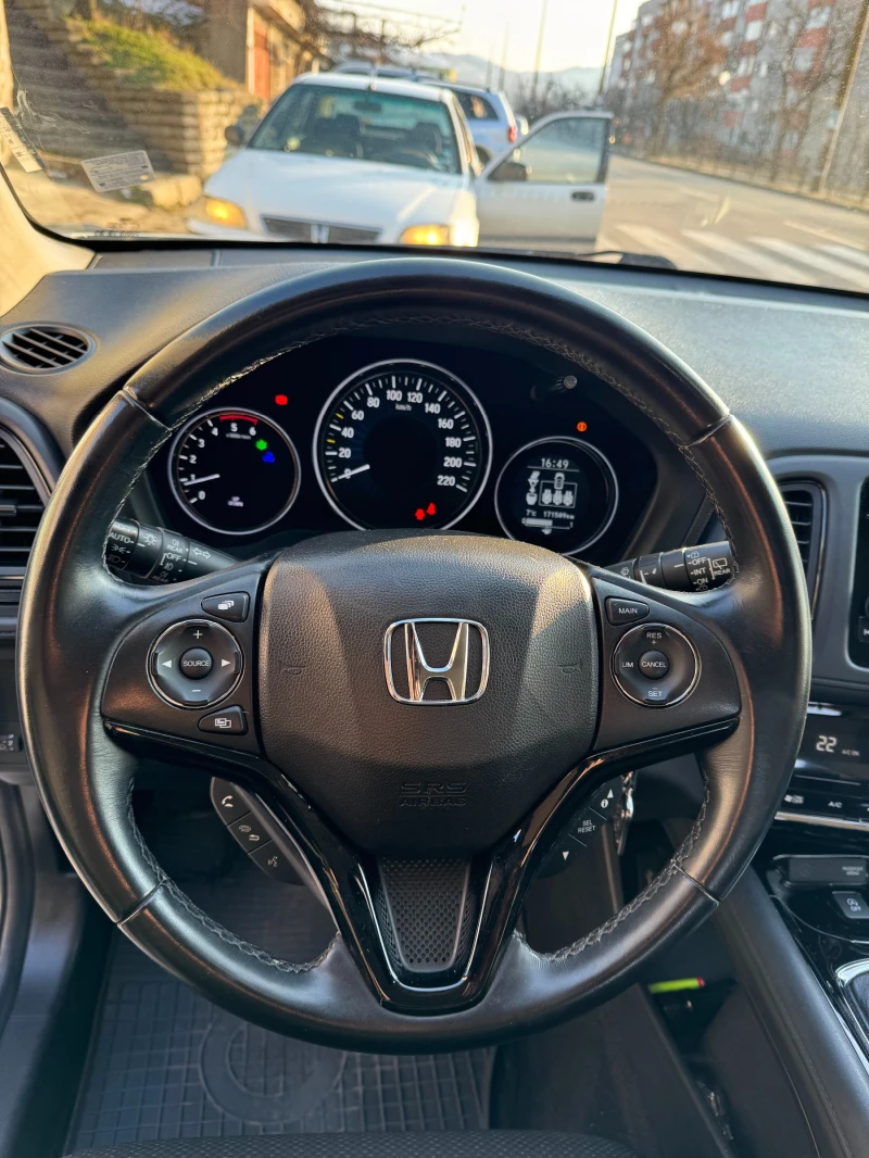 Honda Hr-v 1.6, снимка 12 - Автомобили и джипове - 49219975