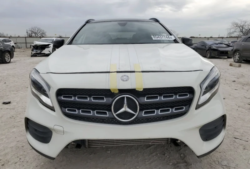 Mercedes-Benz GLA 250, снимка 3 - Автомобили и джипове - 49570809