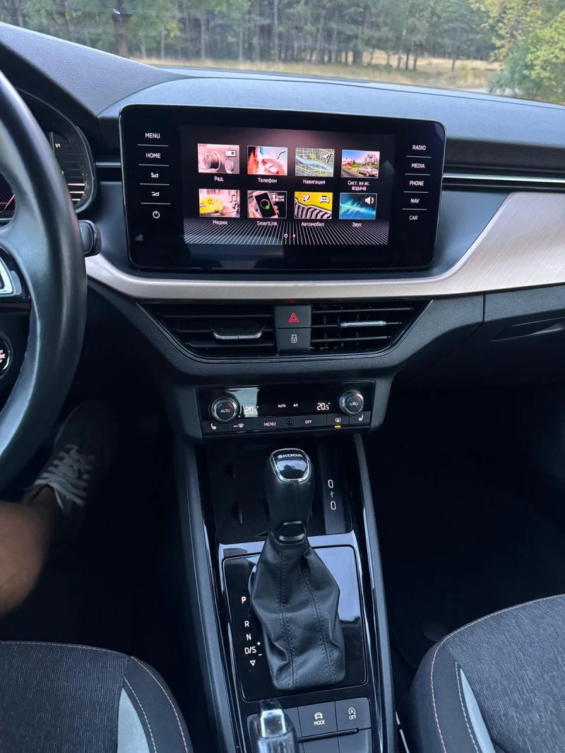 Skoda Kamiq KEYLESS/ ДИГИТАЛНО ТАБЛО / АВТОМАТИК, снимка 10 - Автомобили и джипове - 52217697