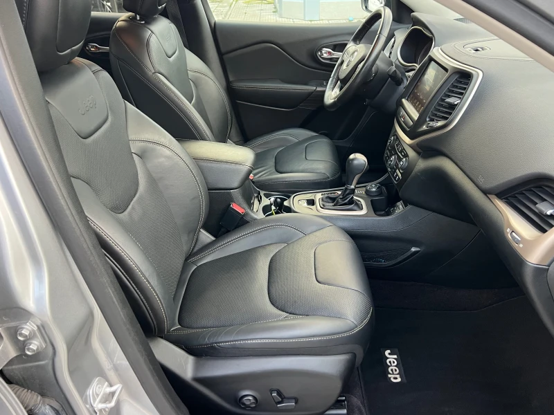 Jeep Cherokee 2.2MJT, 4WD, LIMITED-FULL SERVICE-KATO HOB-ИТАЛИЯ!, снимка 10 - Автомобили и джипове - 53024403