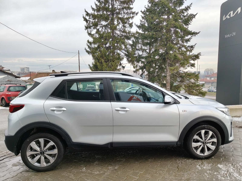 Kia Stonic LX, снимка 4 - Автомобили и джипове - 53052268