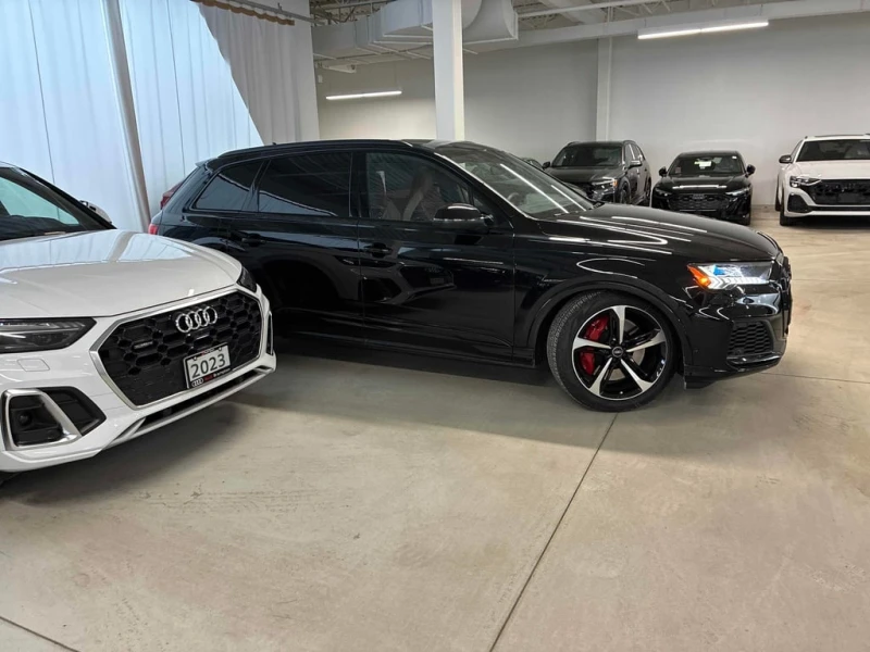 Audi SQ7 4.0 TFSI quattro  CARFAX, снимка 3 - Автомобили и джипове - 53302353