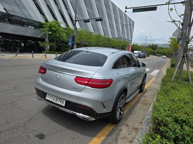 Mercedes-Benz GLE 350 D 4Matic Coupe - САМО 30% АВАНС, снимка 4 - Автомобили и джипове - 55485447