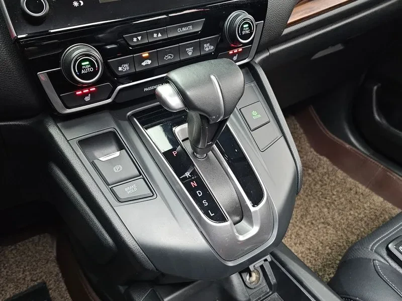 Honda Cr-v 1.5 Touring 4Wd, снимка 9 - Автомобили и джипове - 55614846