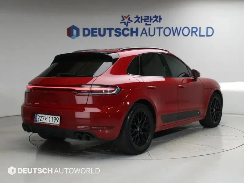 Porsche Macan, снимка 2 - Автомобили и джипове - 56711740