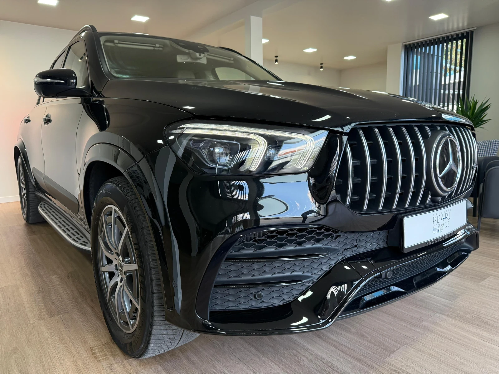 Mercedes-Benz GLE 53 4MATIC Airmatic Burmester PANO Carbon Night Exclusive 360 - изображение 3