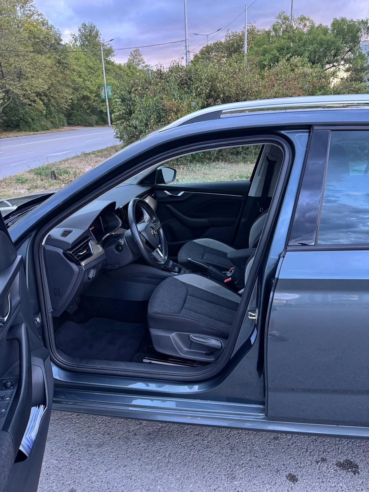 Skoda Kamiq KEYLESS/ ДИГИТАЛНО ТАБЛО / АВТОМАТИК - изображение 6