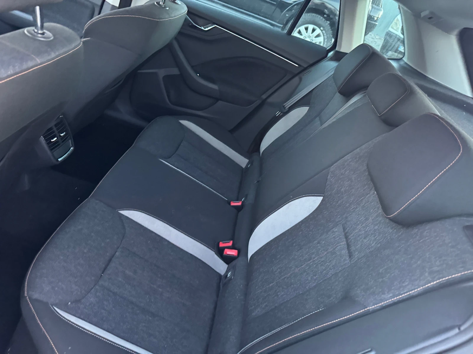 Skoda Kamiq KEYLESS/ ДИГИТАЛНО ТАБЛО / АВТОМАТИК, снимка 10 - Автомобили и джипове - 52217697