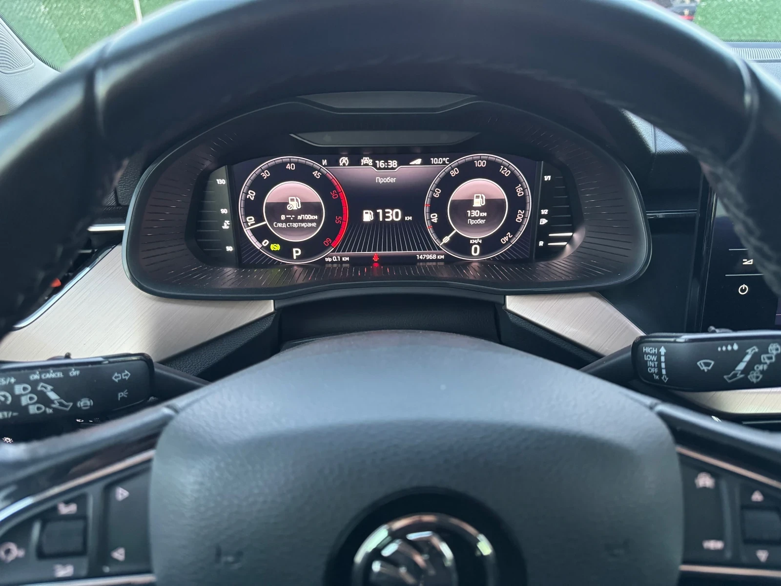 Skoda Kamiq KEYLESS/ ДИГИТАЛНО ТАБЛО / АВТОМАТИК, снимка 17 - Автомобили и джипове - 52217697