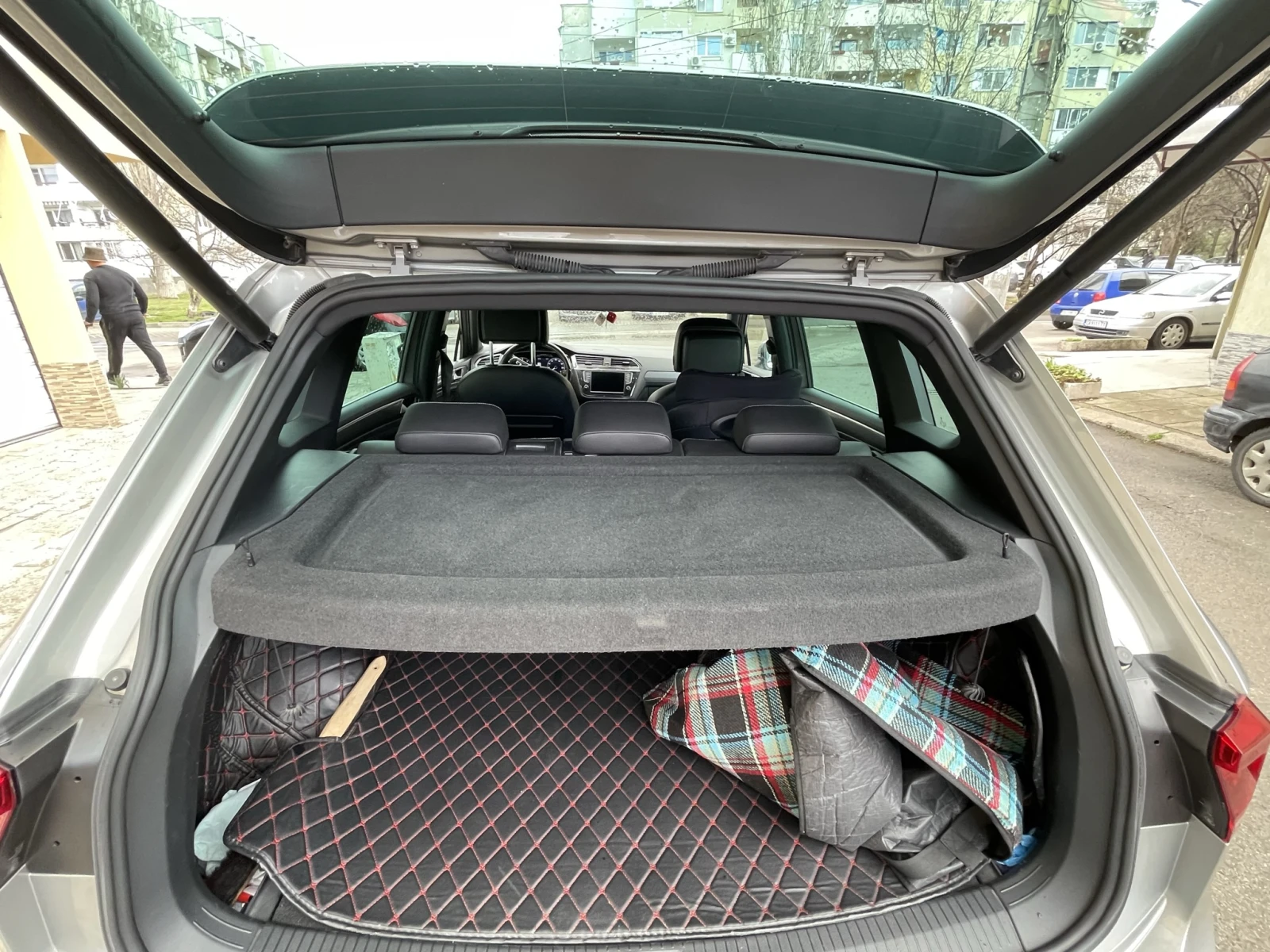 VW Tiguan VW Tiguan NF Highline 2.0TDI DSG SCR BMT 4M R-Line | Mobile.bg   11