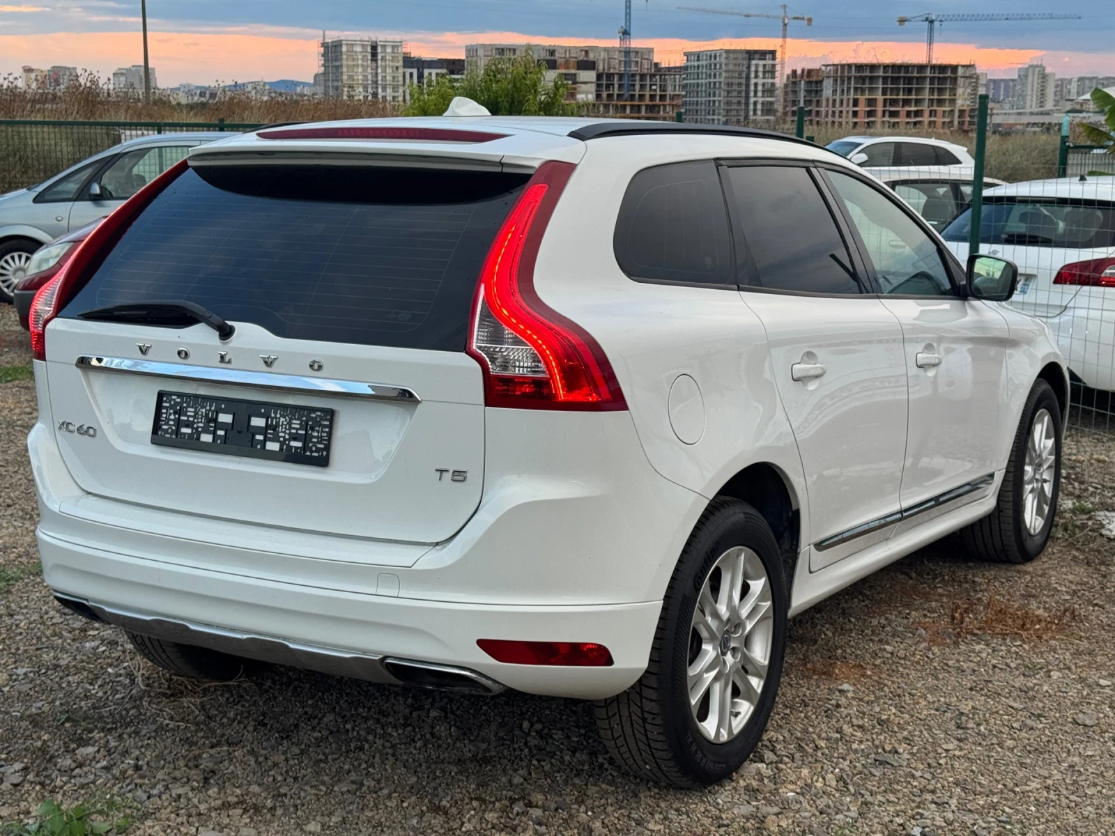Volvo XC60 T5 | Mobile.bg � ����������� 6