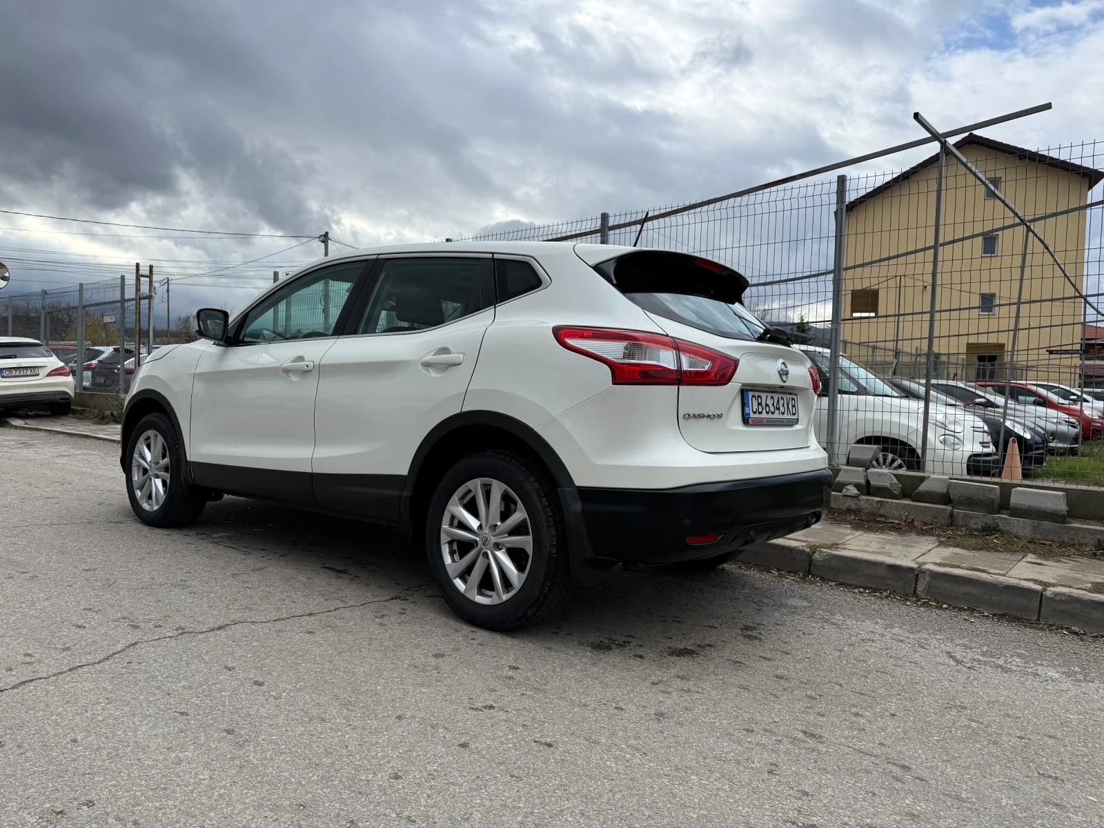 Nissan Qashqai 1.2 i EURO 6  108000km - изображение 5