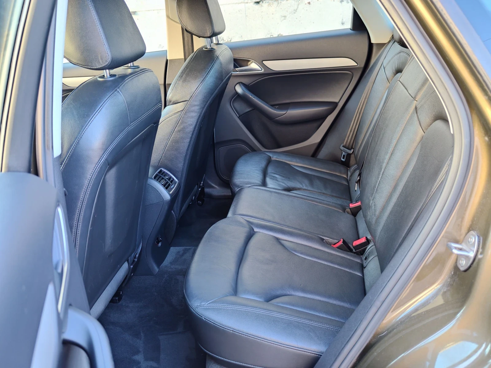 Audi Q3 2.0TDI 177hp Quattro 7Stronic | Mobile.bg � ����������� 10