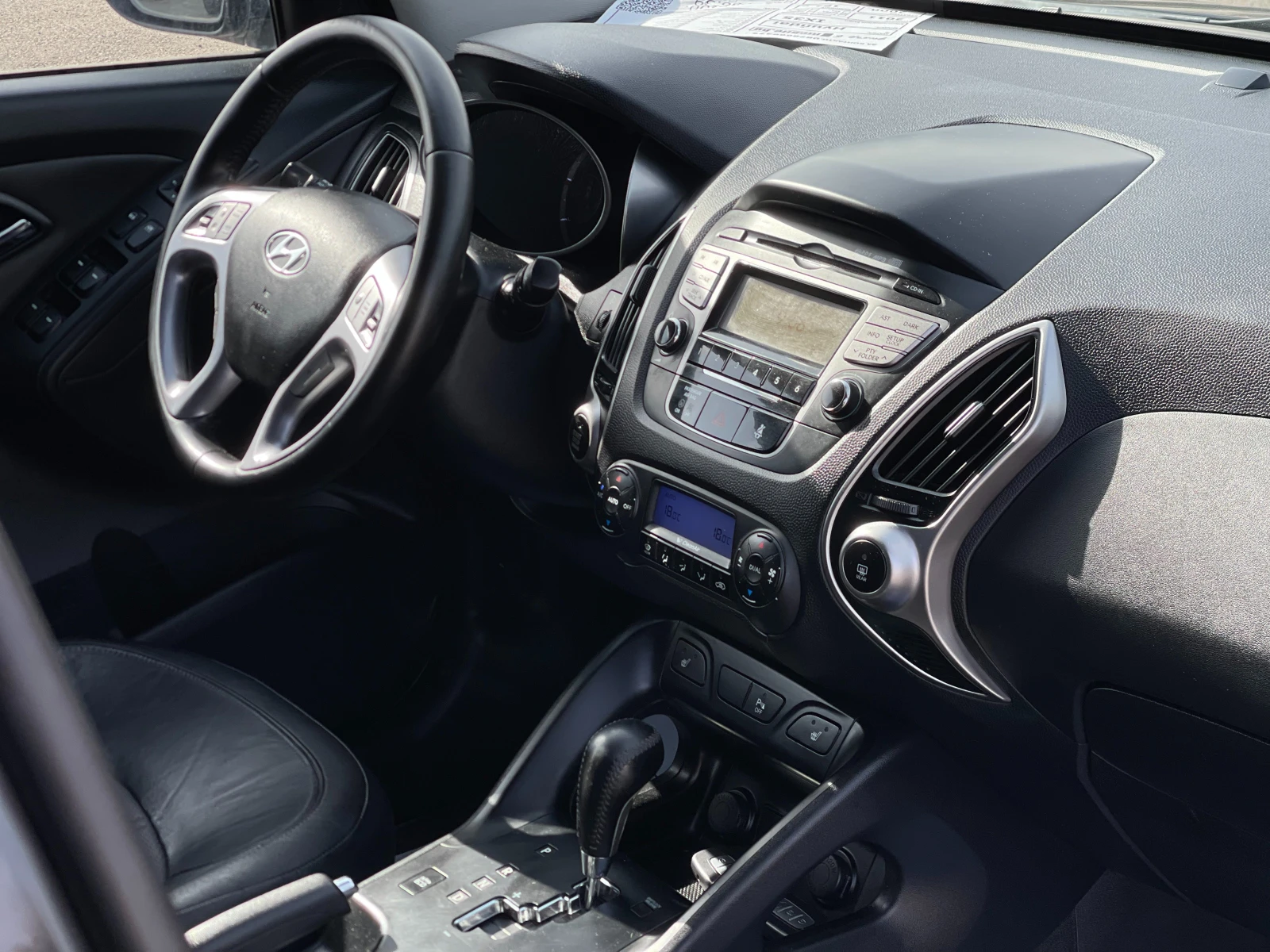 Hyundai IX35 2.0CRDi 4x4, снимка 11 - Автомобили и джипове - 53230227