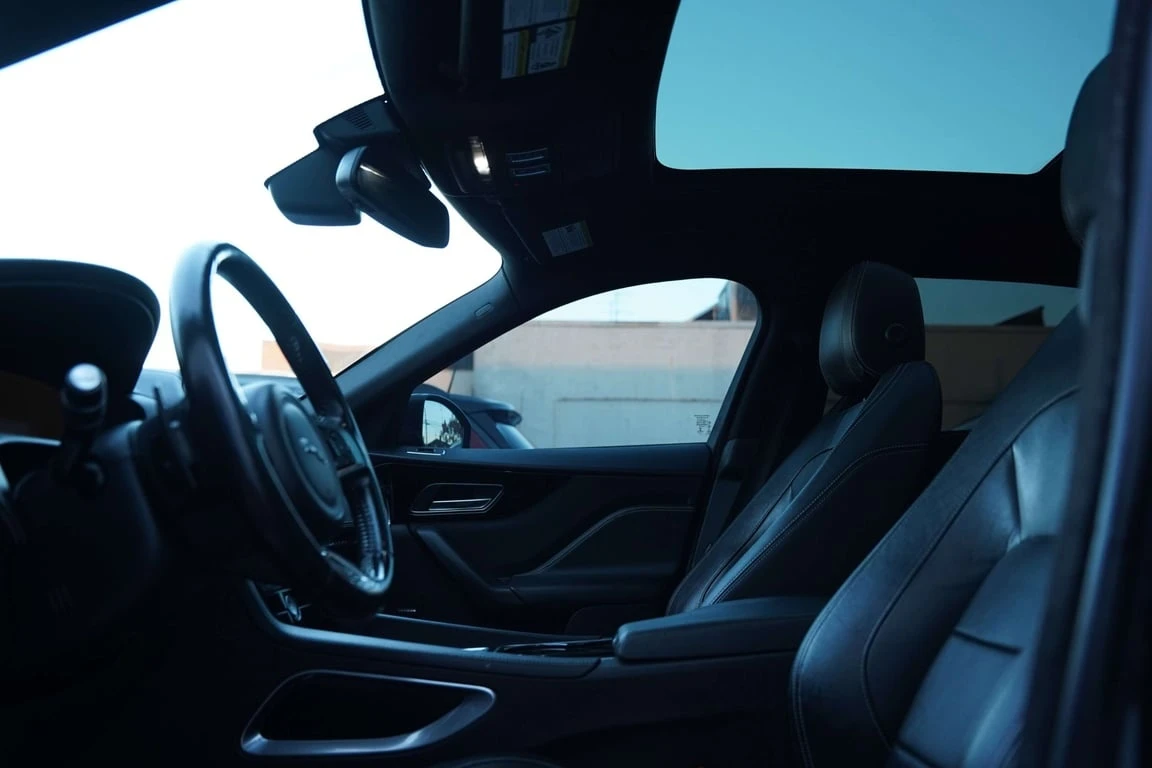 Jaguar F-PACE * Prestige * CARFAX * ЦЕНА ДО БГ - изображение 10