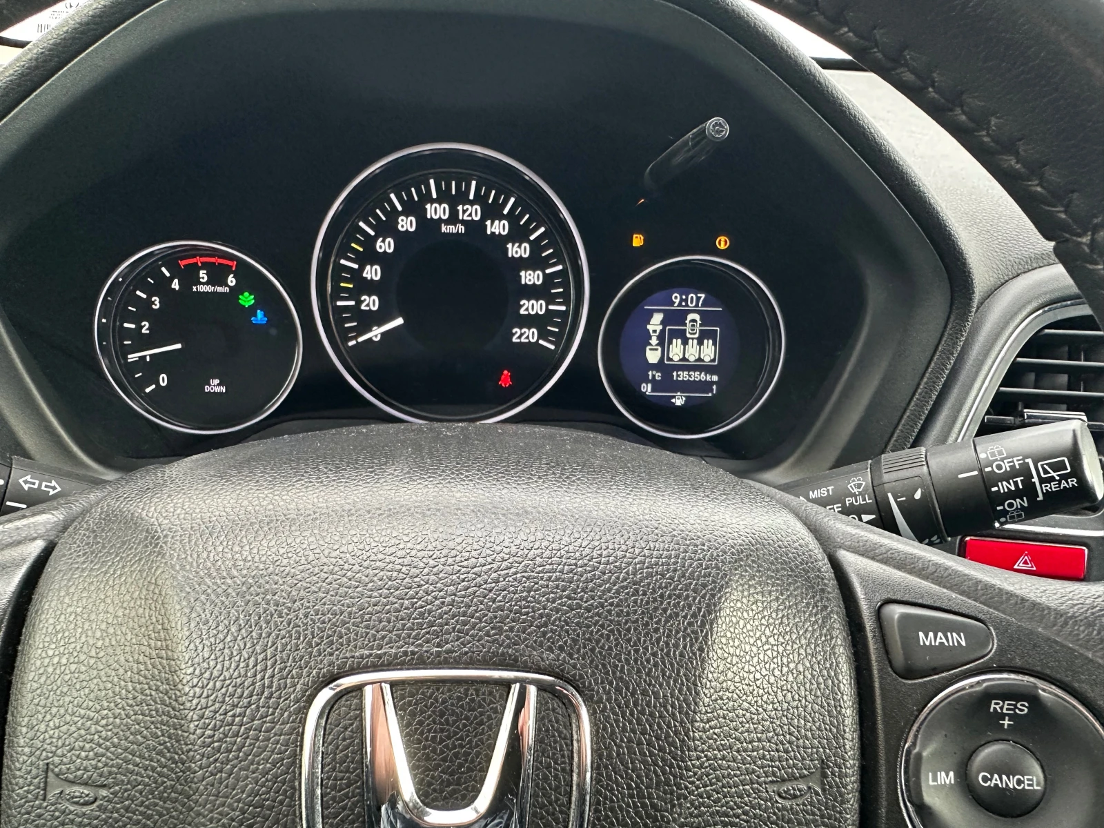 Honda Hr-v, снимка 5 - Автомобили и джипове - 53971723