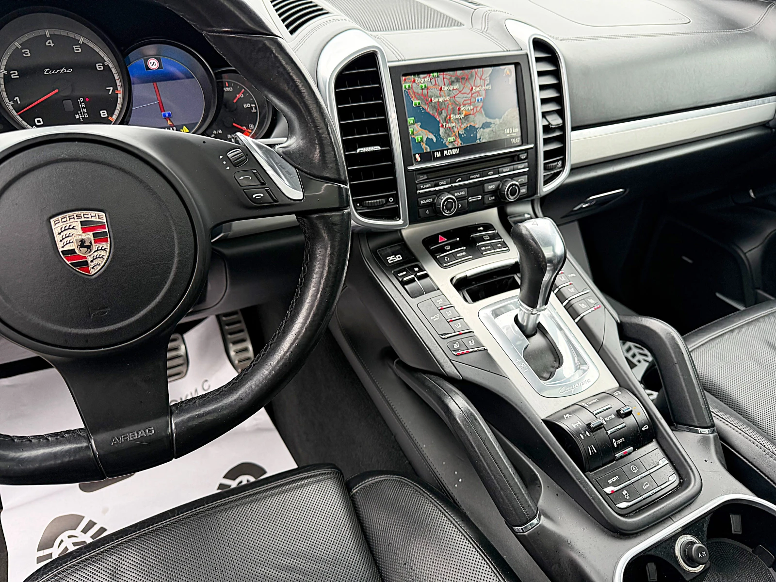 Porsche Cayenne TURBO-500k.c-DISTRONIK-PANORAMA-LED-BIXENON-KAMERA - изображение 10